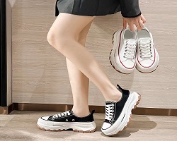 新款港風帆布鞋