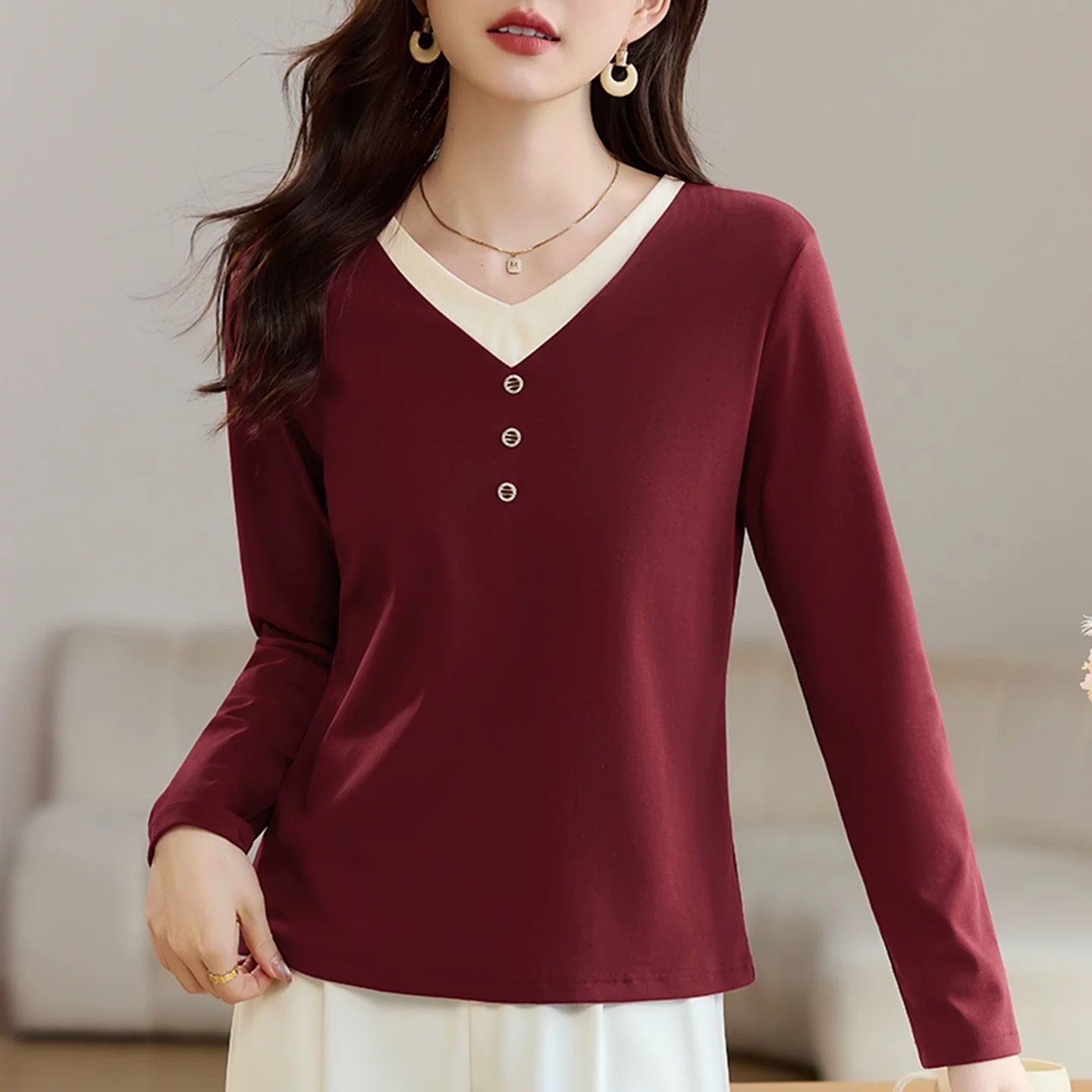 Ⅴ領拼接長袖恤